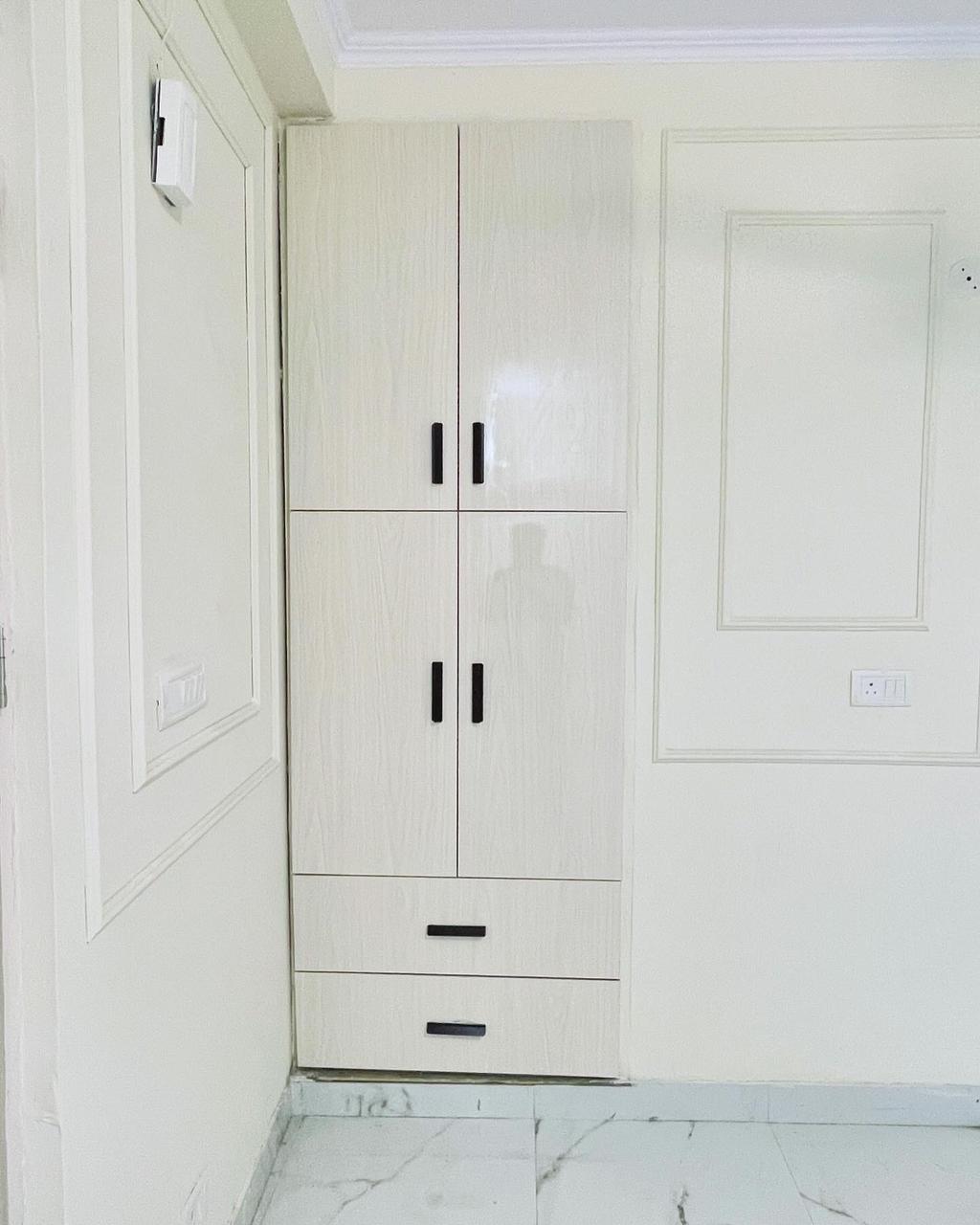 Wardrobe 14